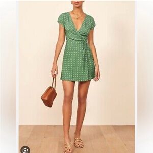 REFORMATION Jeans Green Floral Print PORTS Wrap V-Neck Tencel Mini (M)